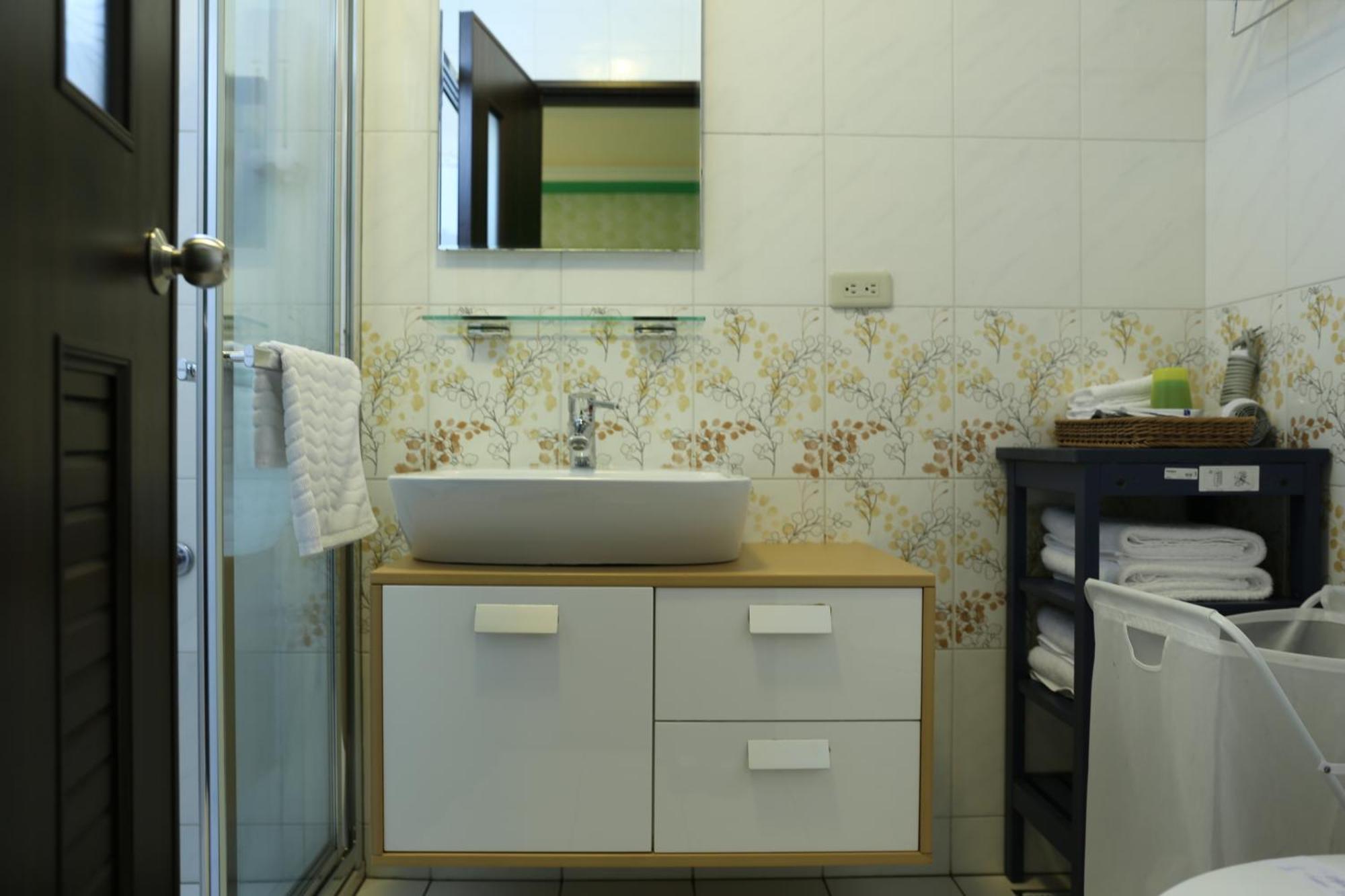 輕旅小站 Soft Travel Hostel Taitung Exterior photo